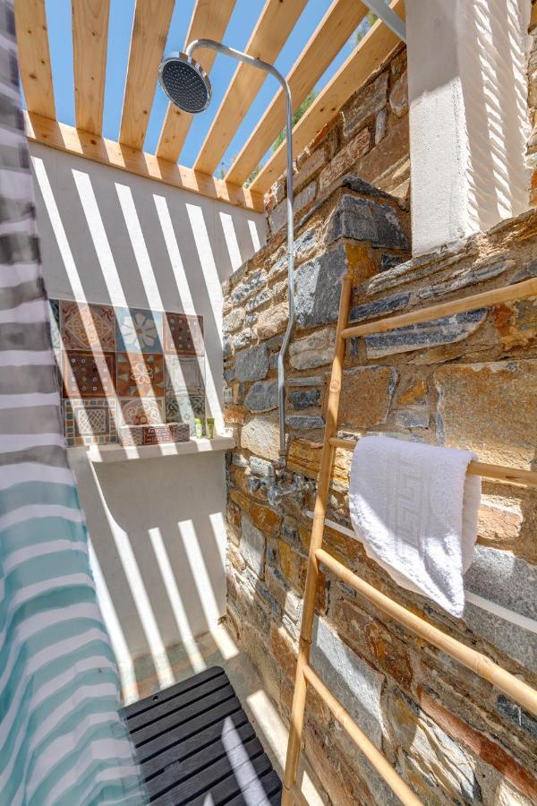 Fabbrica Bnb Vári Buitenkant foto
